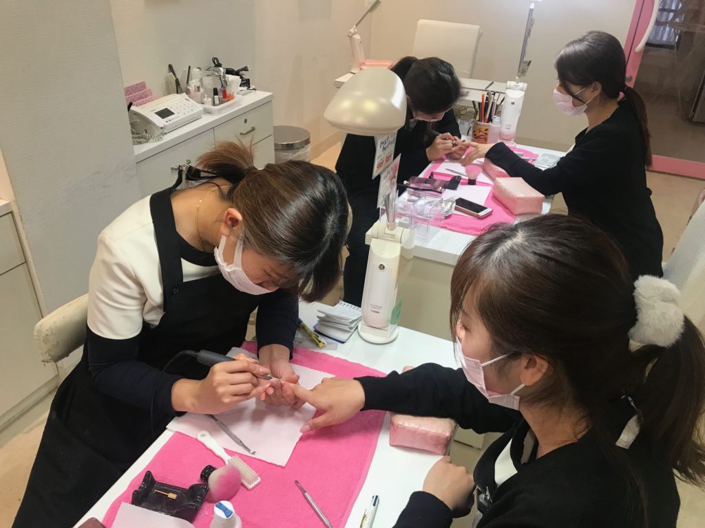 ネイリスト 福岡 画像