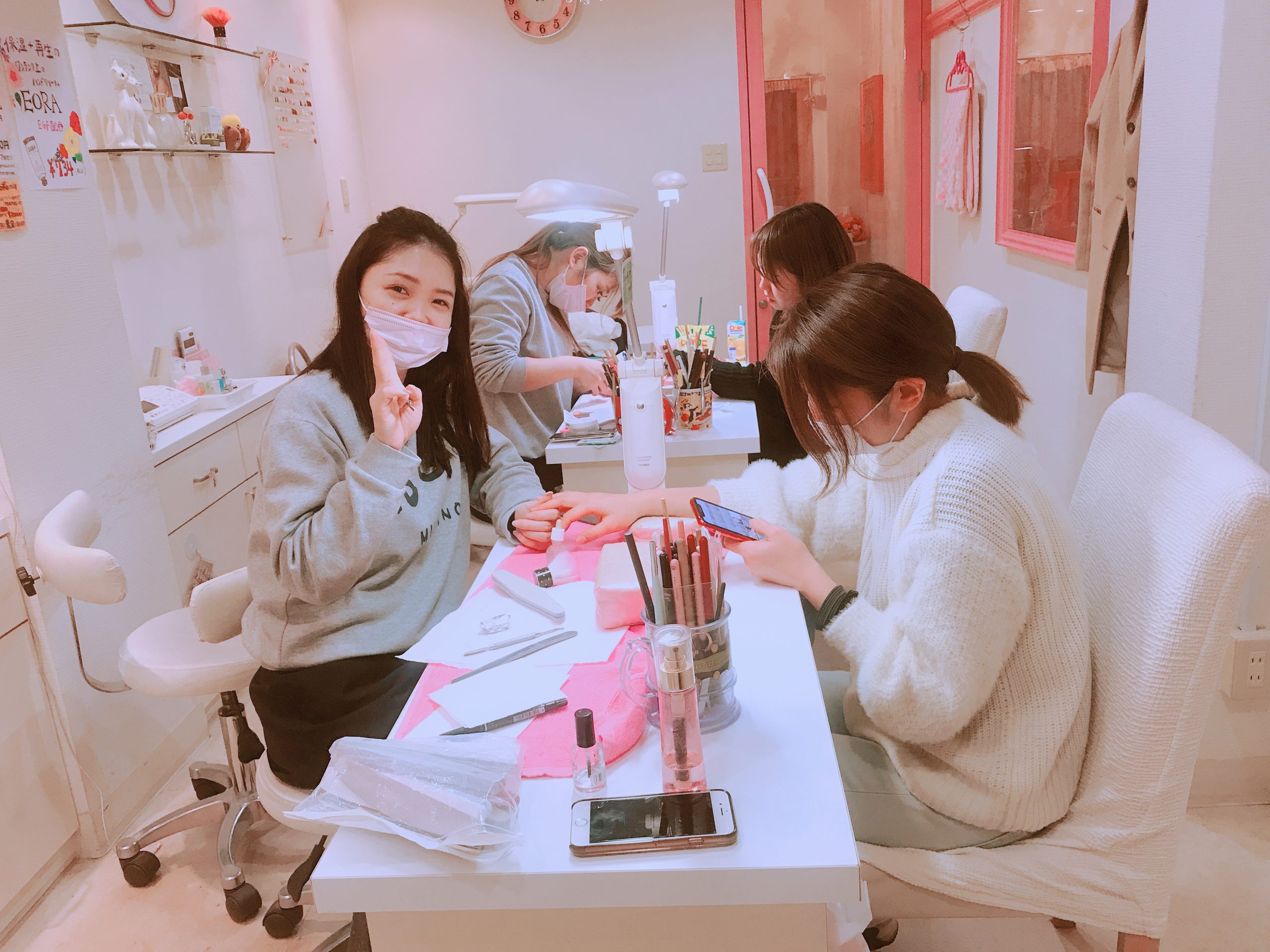 働くネイリスト画像