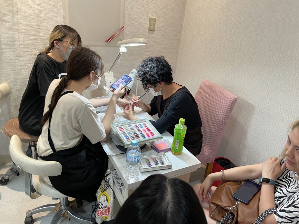 福岡アンドネイルのネイリスト