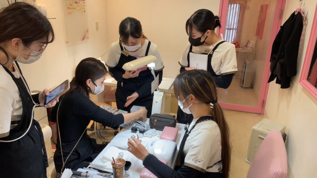 ネイリストの仕事