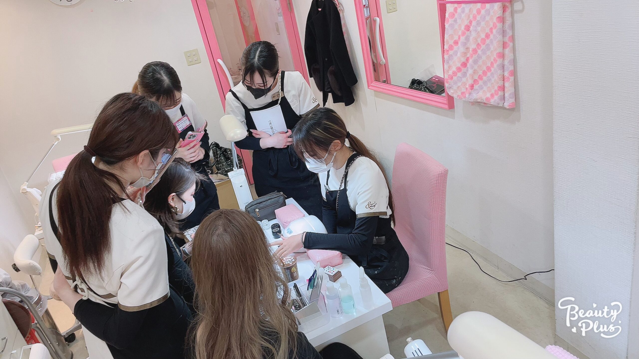 福岡アンドネイルのネイリスト