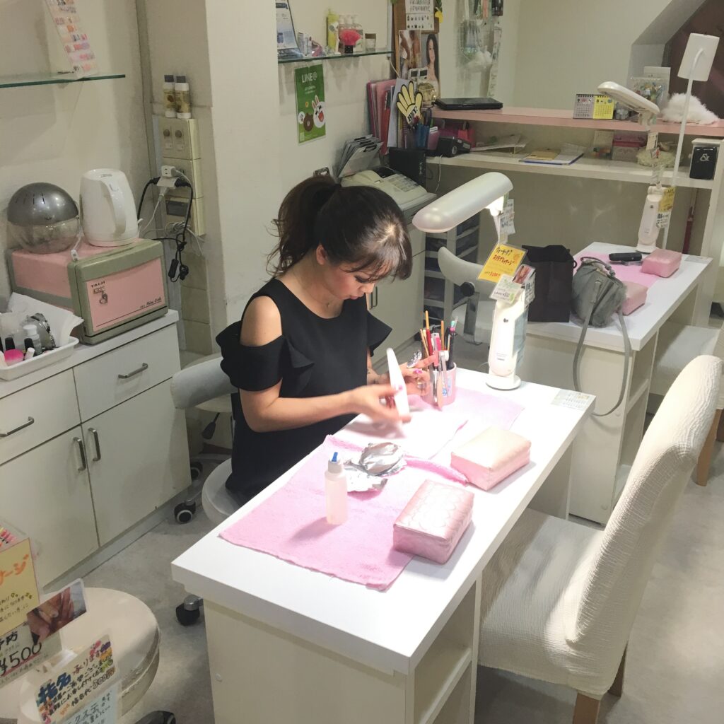 福岡アンドネイルのネイリスト