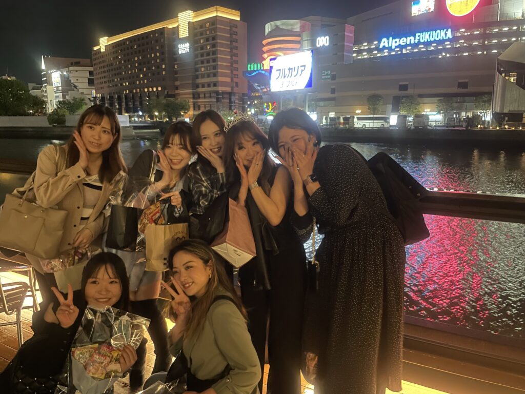 福岡アンドネイルのネイリスト求人02