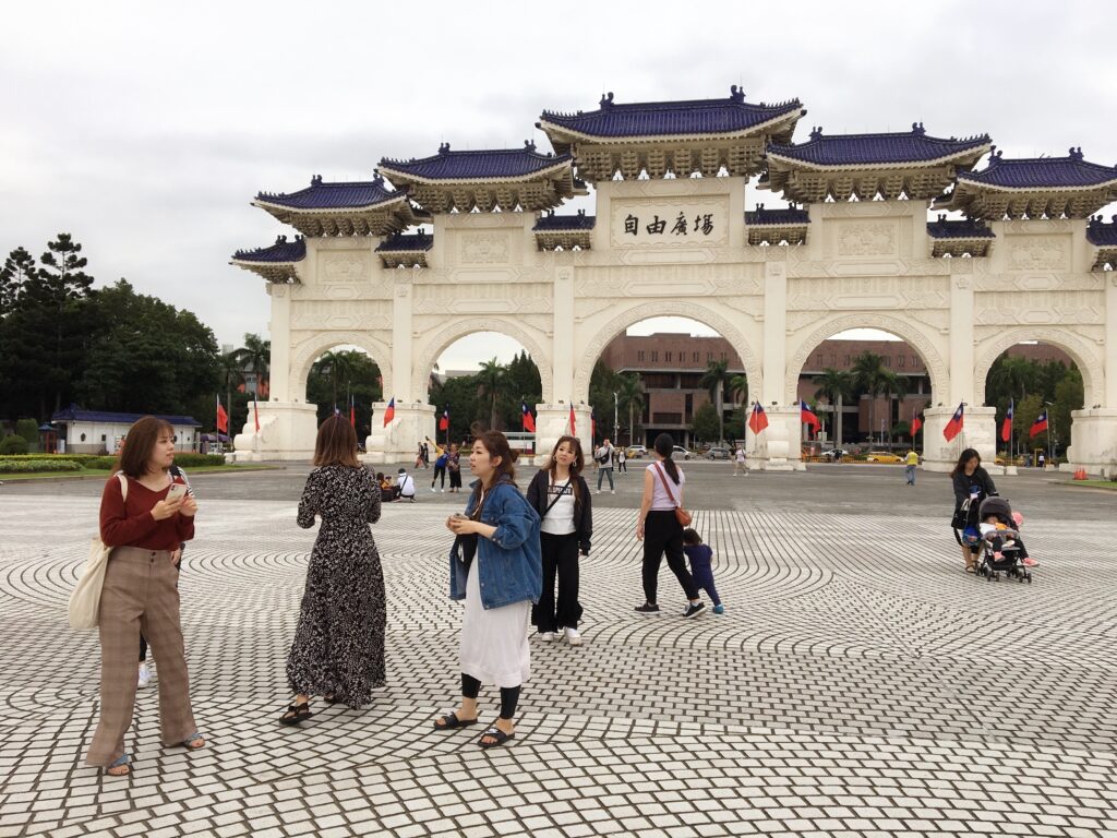 ネイリストとして働く場所を探す