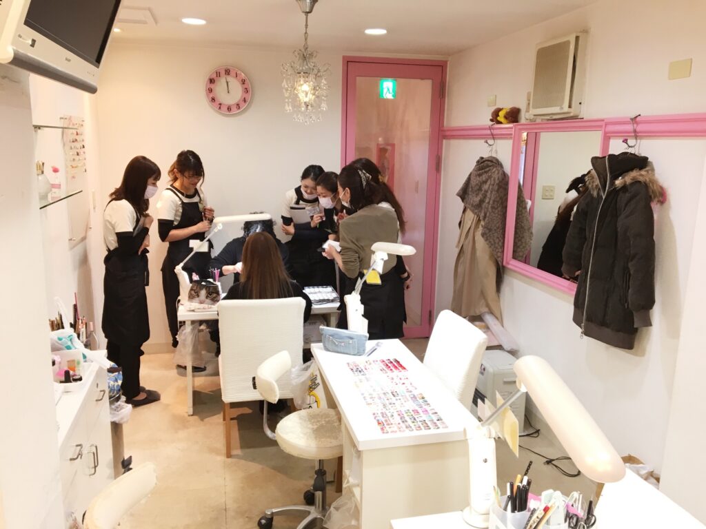 ネイリスト一人ひとりの将来を考えて