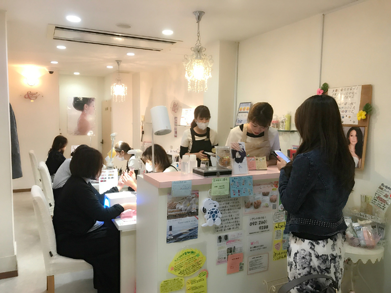 福岡アンドネイルの求人情報