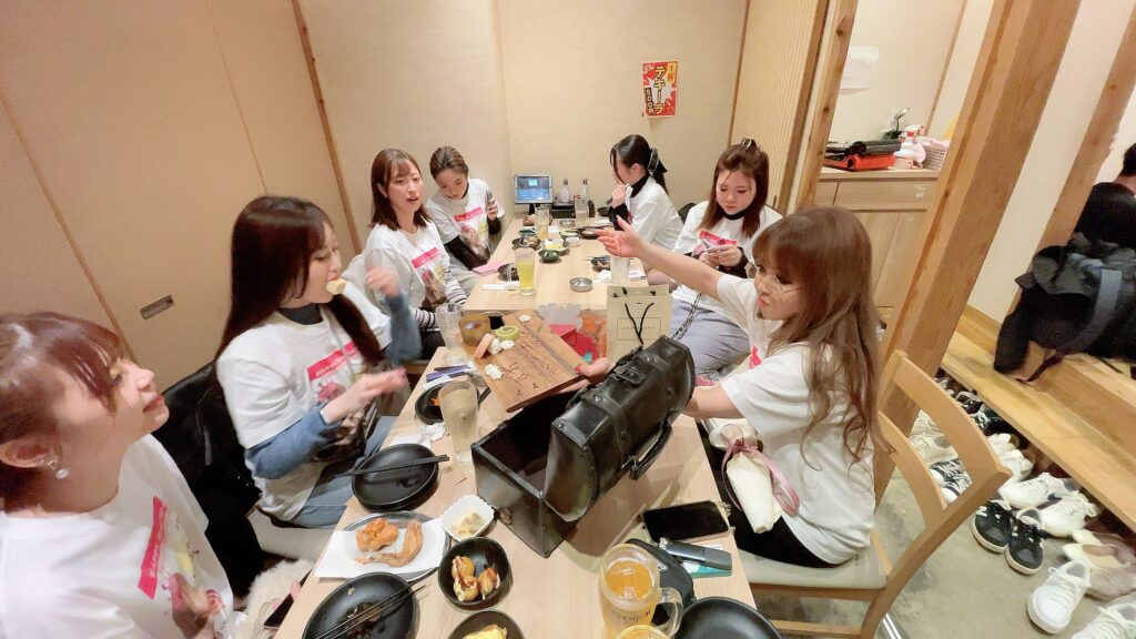 ネイルのデザインが好みという理由だけで職場を選ぶと、働く環境とのミスマッチが起きやすくなります。