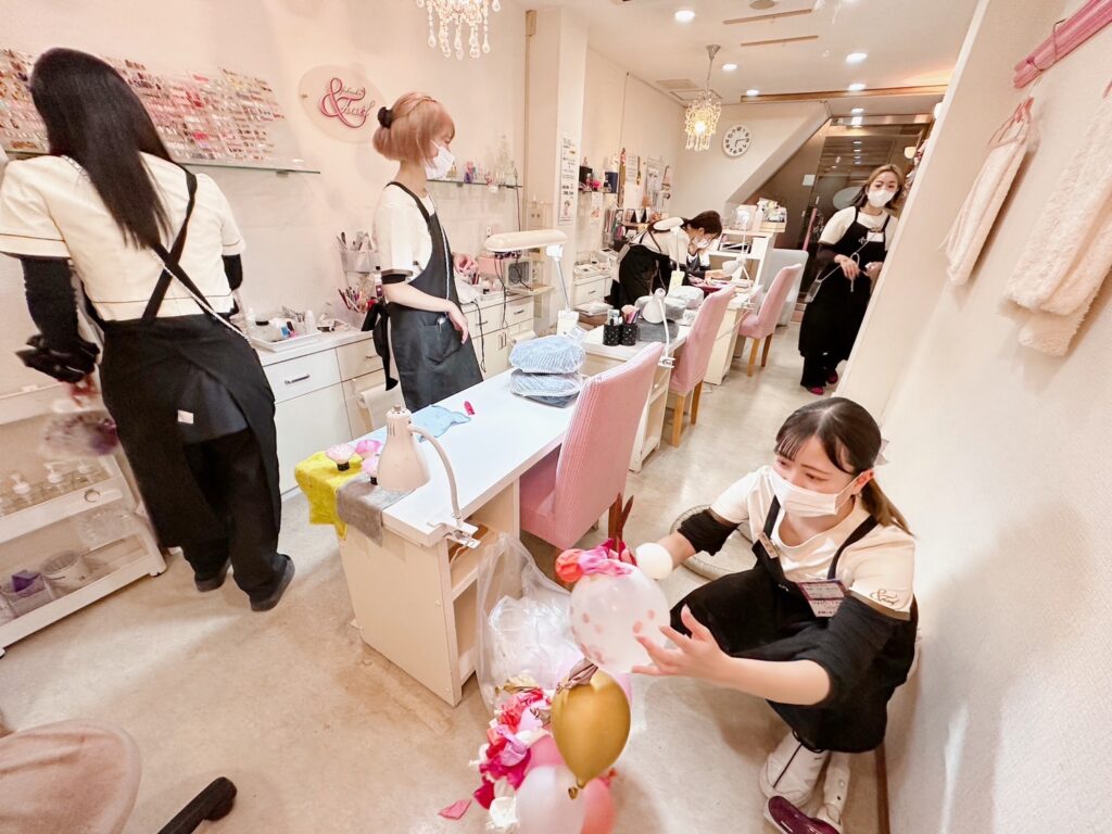 経験があるネイリストほど長く続いている店を選ぶ傾向があります。